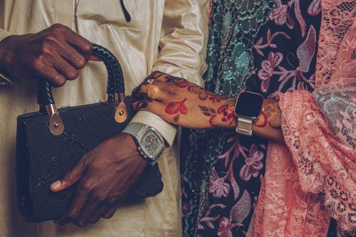 Dress Watch: flache, elegante Uhr für festliche Anlässe