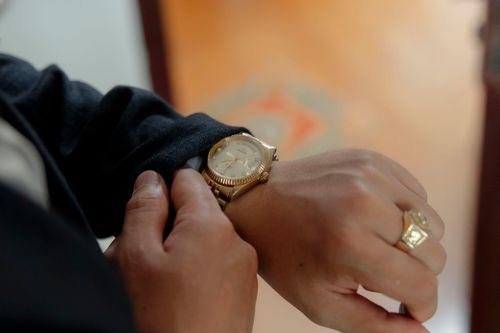 Gold-Legierung bei Uhren erklärt