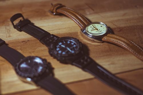Kautschuk-Armband: Vorteile, Materialien und Pflege