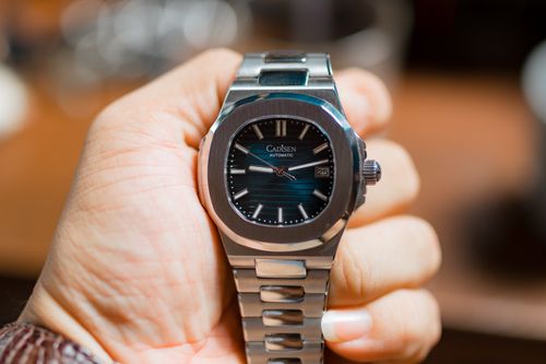 Krone bei der Uhr: Funktion, Positionen und Pflege