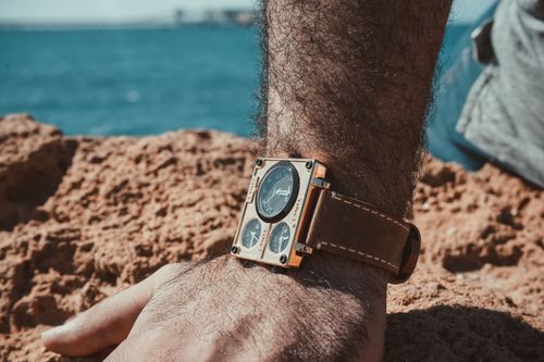 Servicedichtung: neue Dichtungen halten die Uhr dicht